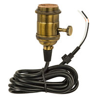 REG ANTIQ BRASS SKT W/KEY