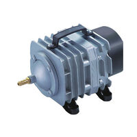 Air Pump w/8 outlets 70L/Min